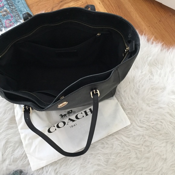 Coach Tote Bag | OS | Pre-Used - Picture 4 of 8